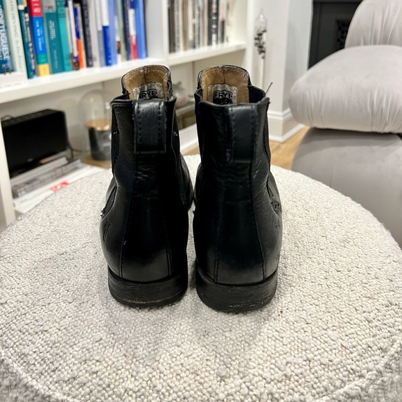 Frye Chelsea Boot - Picture 2 of 4